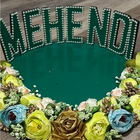 Mehendi Platter - Picture 1 of 2